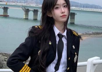 安卓系统里的17cg.fun，为什么总让我联想起我隔壁的小花猫呢？