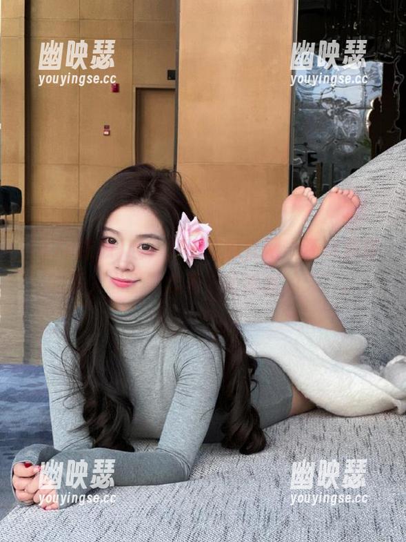 哇，17c吃瓜官网上还有那样的事，心里默念着“哈哈我的天”。