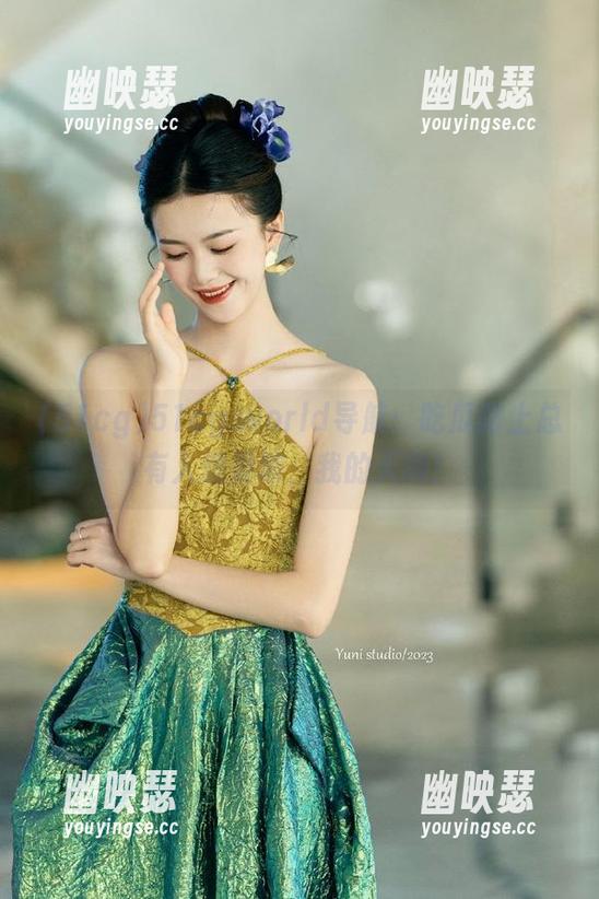 51cg 51cg.world导航:吃瓜路上总有人想滑坡,我的天哪!