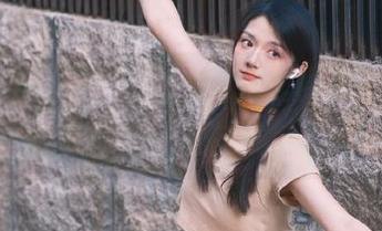 我在51cg4地址里循着线索，结果找到的都是神评论……