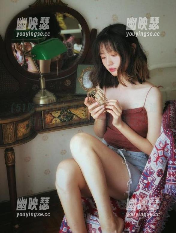 51吃瓜 51吃瓜04分享:当体育生遇上时尚,谁才是校园里的潮流王?