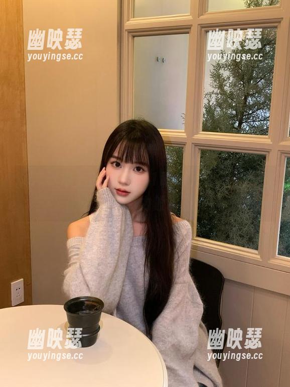51吃瓜 在www.51吃瓜,观看的乐趣犹如巧克力般甜蜜!