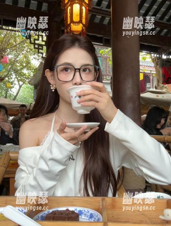 听说91吃瓜网的每条线路，都能把“站”变成嗨的现场！