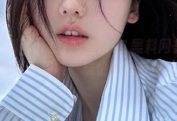 说好的登录91黑料网只看吃瓜，结果我却被一堆情感八卦掀翻了！