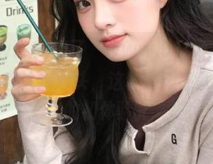 有了“www.51cg.fun”，八卦直达我心头，这种刺激感就像爱情的初体验～