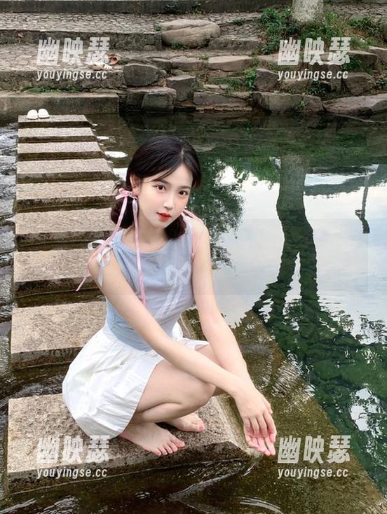 五一吃瓜 今日视角五一吃瓜直达,感受一下跌宕起伏的情感涟漪。