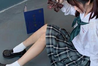 说好的“五一吃瓜网”网页入口呢？这卡顿速度让我怀疑人生了。