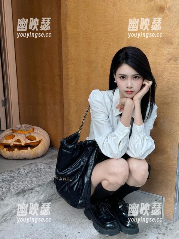 今日黑料网 今日黑料网官网:传说中的神秘水果,光看就忍不住想抓~