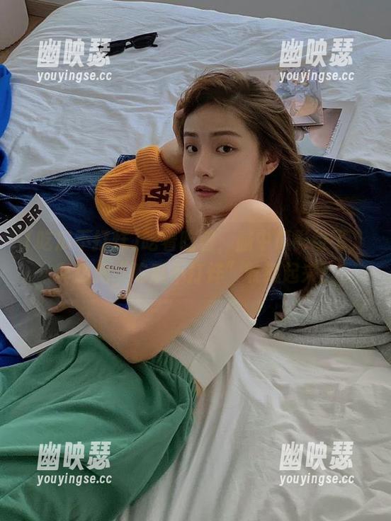 吃瓜不打烊 吃着吃着,脑中瓜影纷飞,真想把“吃瓜不打烊”收藏起来!