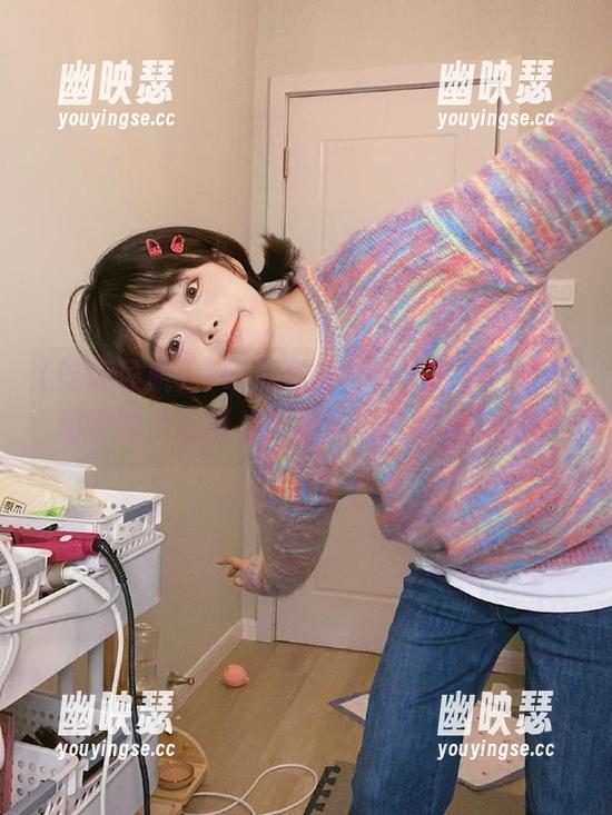 “吃瓜导航”：免费轻松享受明星的烦心事，背后暗流汹涌真有趣！