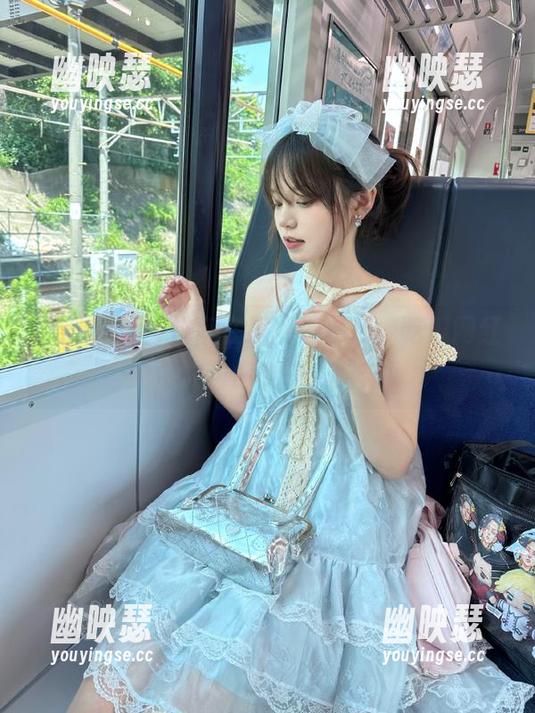吃瓜网红 抖音在线翻车现场,吃瓜网红免费放送你的快乐时刻!