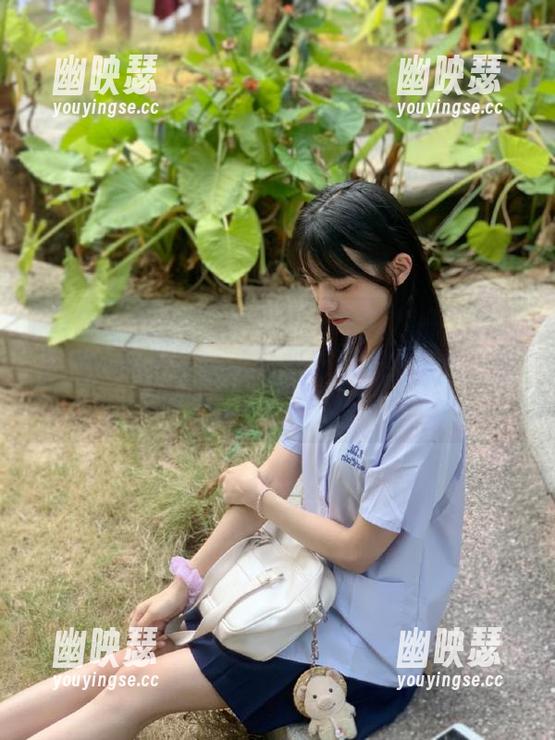吾爱吃瓜网 在吾爱吃瓜网52和夸克的世界里,永不迷路,只有无尽的吃瓜天线艇!