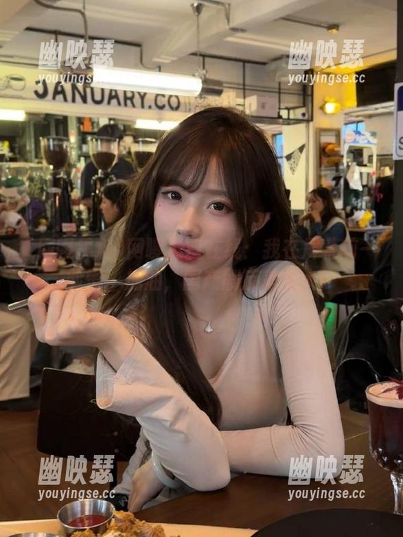 网曝黑料在线：我在屏幕前一脸懵，加油，国产剧反差太大！