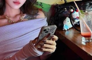 “网曝黑料”分享专区，今日的目击者，你们怎么看？