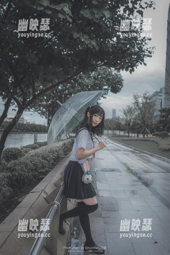 瓜在“网红黑料”地址等着你，快来一起吃