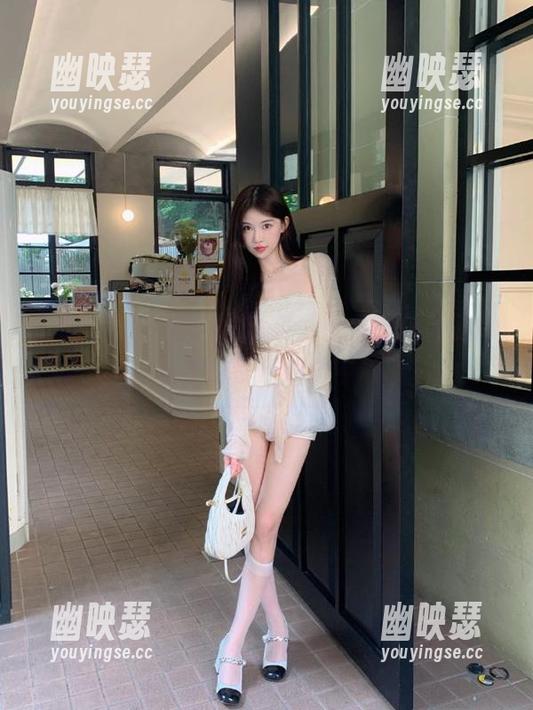 黑哥扒料 被黑哥扒料app的提醒推送吵到,我真的是越删越中毒了。