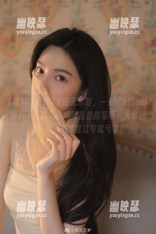 上班无聊时，一点“hlhool黑料不打烊”的瓜简直是救星啊，大家赶紧下载，不然错过可就亏了！