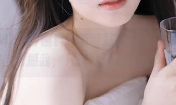 黑料吃瓜网站官网入口顶部的广告震撼我，只想说这是什么节奏！