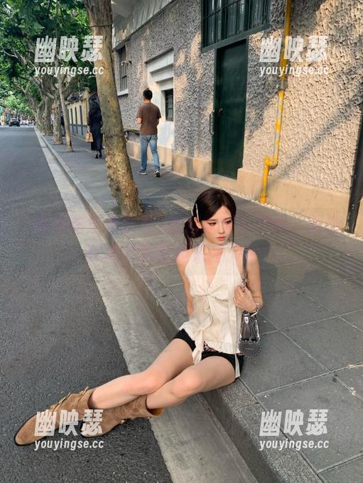 黑料吃瓜不打烊：网站真把瓜吹得越来越大了！