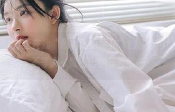 正在找“黑料吃瓜网站”的那个网址，这新闻可不等人，眼巴巴的等着呢…