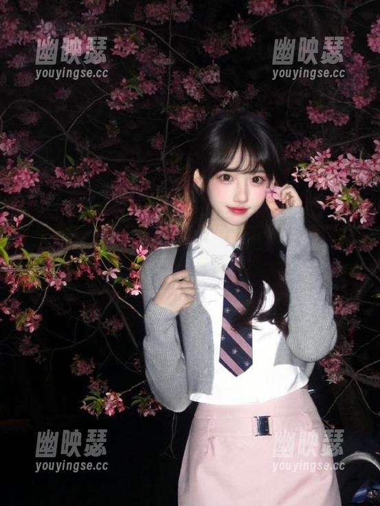 吃瓜时刻，黑料社官网上的门又引发了一阵热议！
