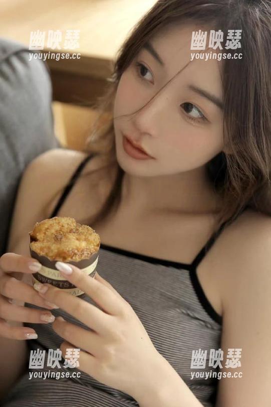 观看黑料社入口，心里默默想着，今天又能收获多少惊喜呢？