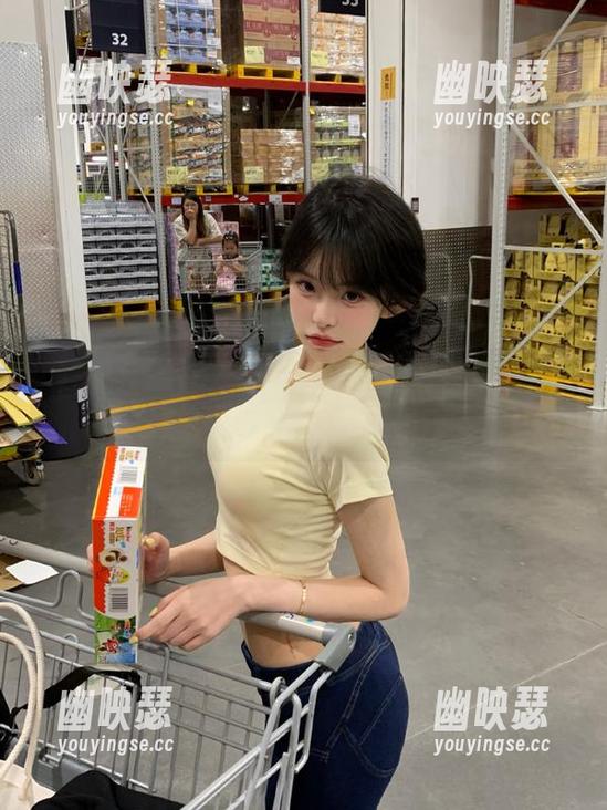 想不想和我一起点开黑料社区的链接？这里面的内容有点意思哦。