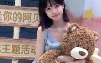 黑料社区在线，资源像涌泉一样奔涌而来，让我捡到宝了吧