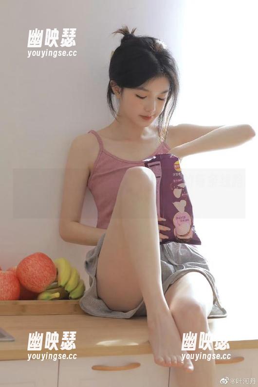 黑料网 吃瓜不苦,黑料网cc的每条线路都让我欲罢不能。