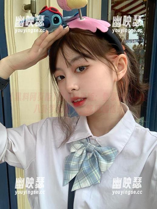 黑料网页版：登录后让你的八卦梦免费飞，吃瓜加倍！