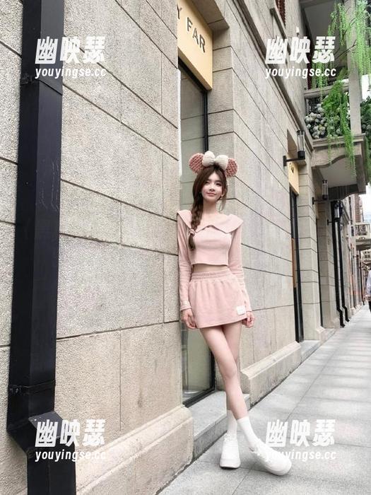 黑料网页版：用导航带你体验免费的八卦洗礼，不信你试试！